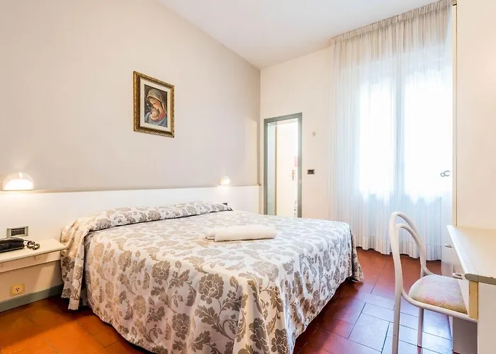 Souvenir Hotel 3*